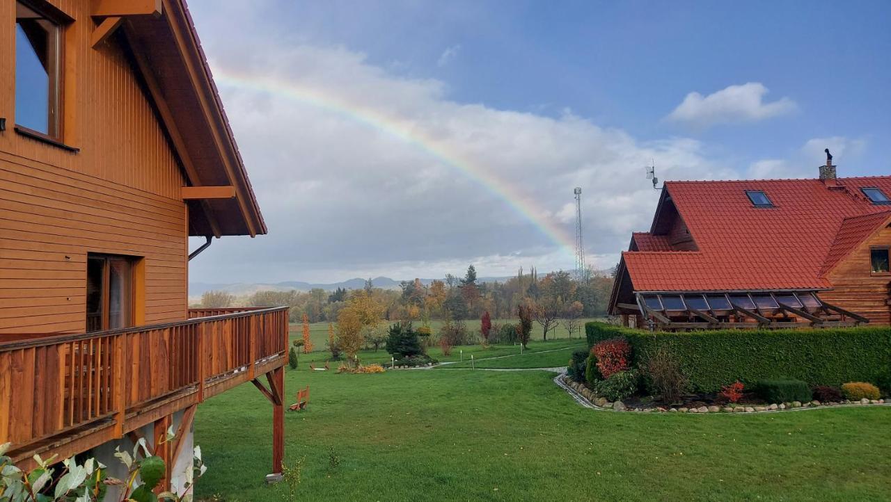 B&B Dom Z Bali Miłków Buitenkant foto
